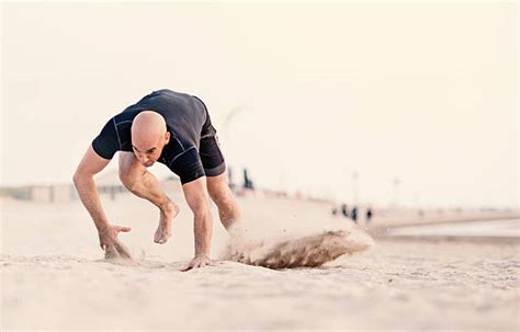 男 四つん這い|168,400点を超える四つん這いのストックフォト、写真、そして。